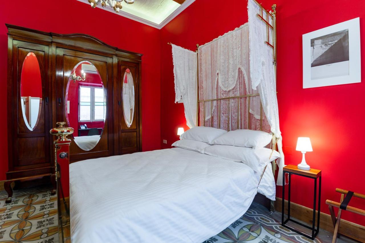 Monreal Boutique Townhouse - R024Rm4 Otel Paola Dış mekan fotoğraf